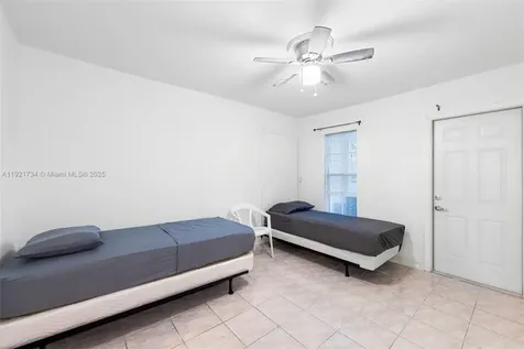 23 SW 8th Street Hallandale Beach FL 33009