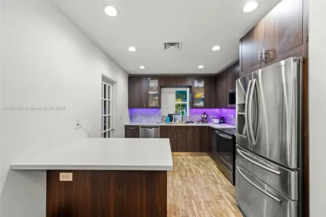 23 SW 8th Street Hallandale Beach FL 33009