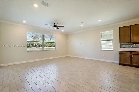 400 SE Mulberry Way Port Saint Lucie FL 34984