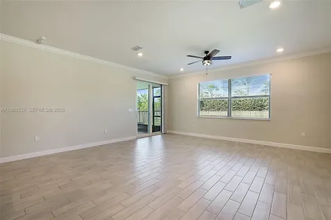 400 SE Mulberry Way Port Saint Lucie FL 34984