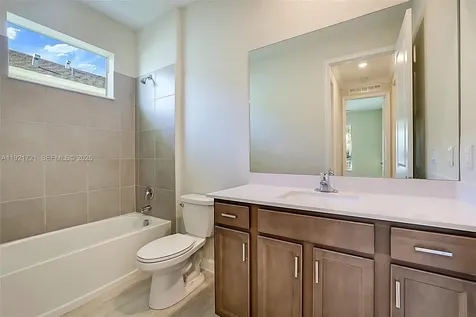 400 SE Mulberry Way Port Saint Lucie FL 34984