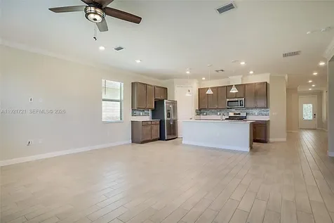 400 SE Mulberry Way Port Saint Lucie FL 34984