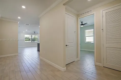 400 SE Mulberry Way Port Saint Lucie FL 34984