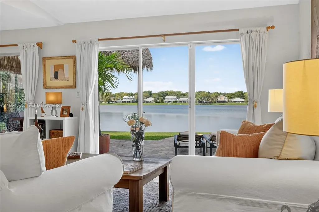 21320 SW 92nd Avenue Cutler Bay FL 33189