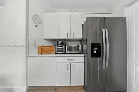 21320 SW 92nd Avenue Cutler Bay FL 33189