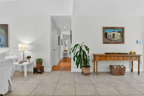 21320 SW 92nd Avenue Cutler Bay FL 33189