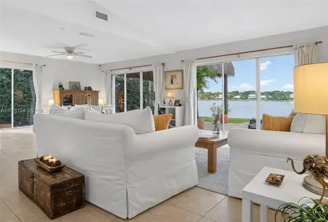 21320 SW 92nd Avenue Cutler Bay FL 33189