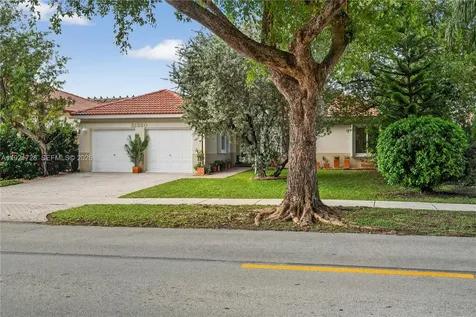21320 SW 92nd Avenue Cutler Bay FL 33189