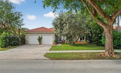21320 SW 92nd Avenue Cutler Bay FL 33189