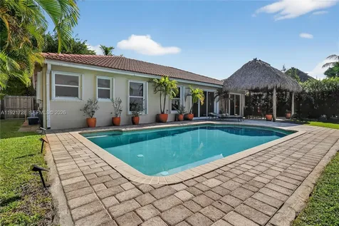 21320 SW 92nd Avenue Cutler Bay FL 33189