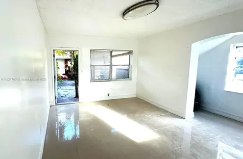 Miami Beach FL 33141
