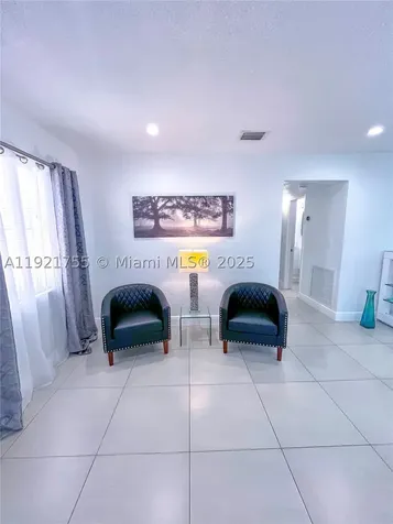 4420 NW 30th Court Lauderdale Lakes FL 33313