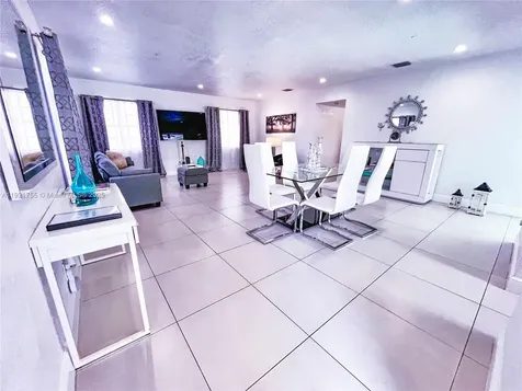 4420 NW 30th Court Lauderdale Lakes FL 33313
