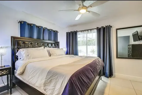 4420 NW 30th Court Lauderdale Lakes FL 33313