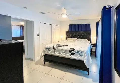 4420 NW 30th Court Lauderdale Lakes FL 33313