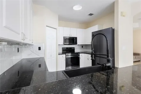 7257 NW 113th Place Doral FL 33178