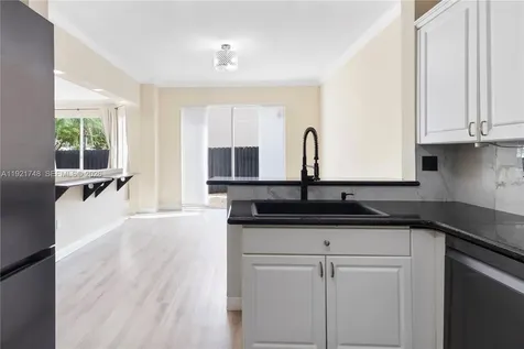 7257 NW 113th Place Doral FL 33178