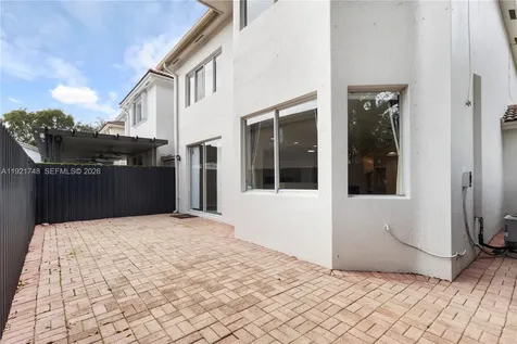 7257 NW 113th Place Doral FL 33178
