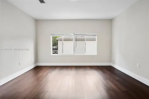 7257 NW 113th Place Doral FL 33178