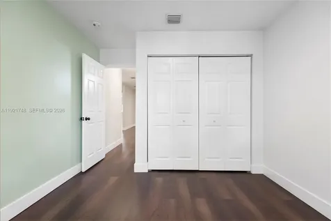 7257 NW 113th Place Doral FL 33178
