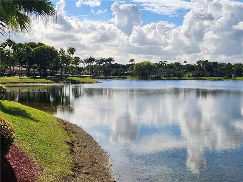 7257 NW 113th Place Doral FL 33178