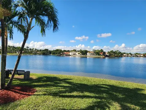 7257 NW 113th Place Doral FL 33178