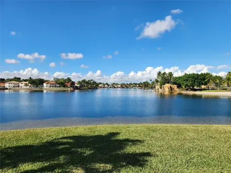 7257 NW 113th Place Doral FL 33178