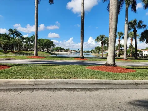 7257 NW 113th Place Doral FL 33178