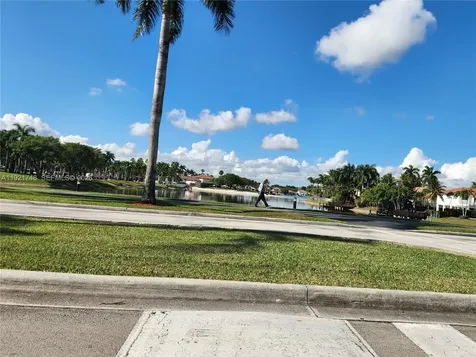 7257 NW 113th Place Doral FL 33178