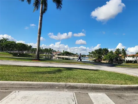 7257 NW 113th Place Doral FL 33178