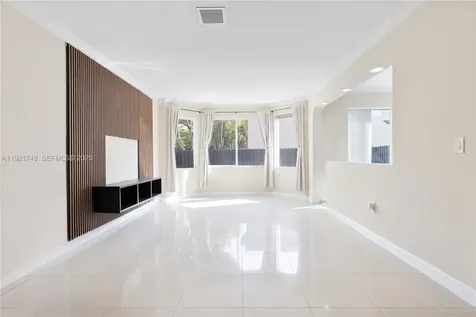 7257 NW 113th Place Doral FL 33178