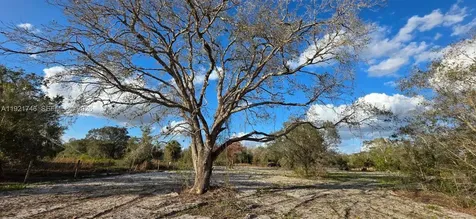 18678 NW 284 Street Okeechobee FL 34972
