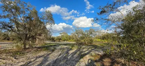 18678 NW 284 Street Okeechobee FL 34972