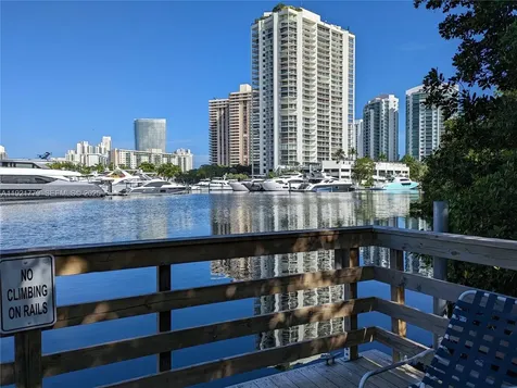 19901 E Country Club Drive Aventura FL 33180