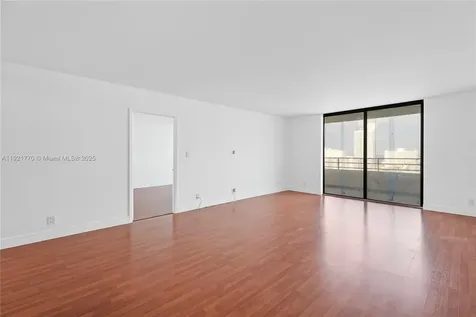 2500 Parkview Drive Hallandale Beach FL 33009