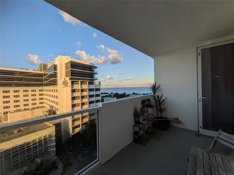 100 Lincoln Road Miami Beach FL 33139