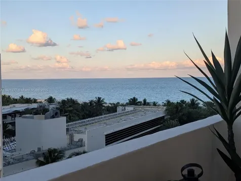 100 Lincoln Road Miami Beach FL 33139