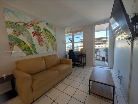 100 Lincoln Road Miami Beach FL 33139
