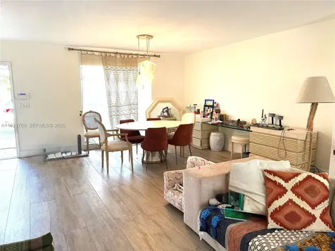 5424 Van Buren Street Hollywood FL 33021