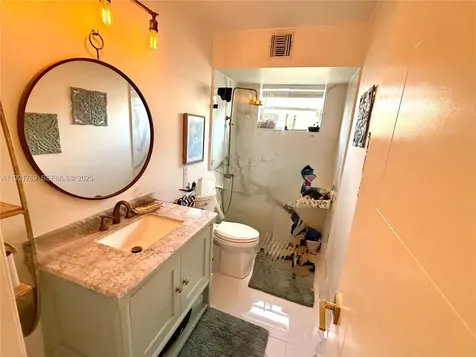 5424 Van Buren Street Hollywood FL 33021