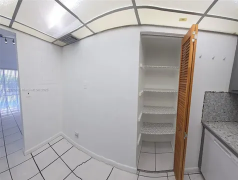 13707 Kendale Lakes Circle Miami FL 33183