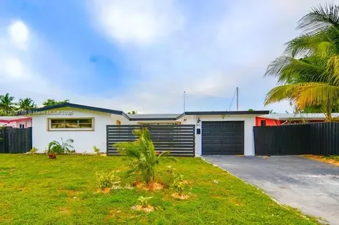 2443 Tortugas Lane Fort Lauderdale FL 33312