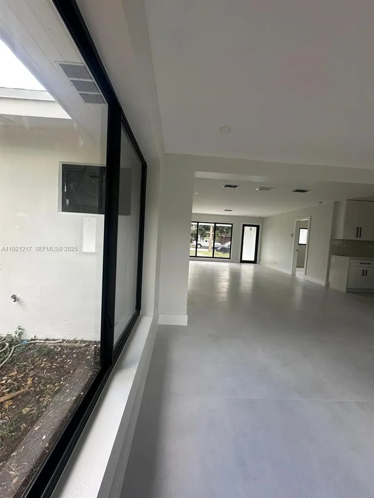 810 Wyoming Avenue Fort Lauderdale FL 33312