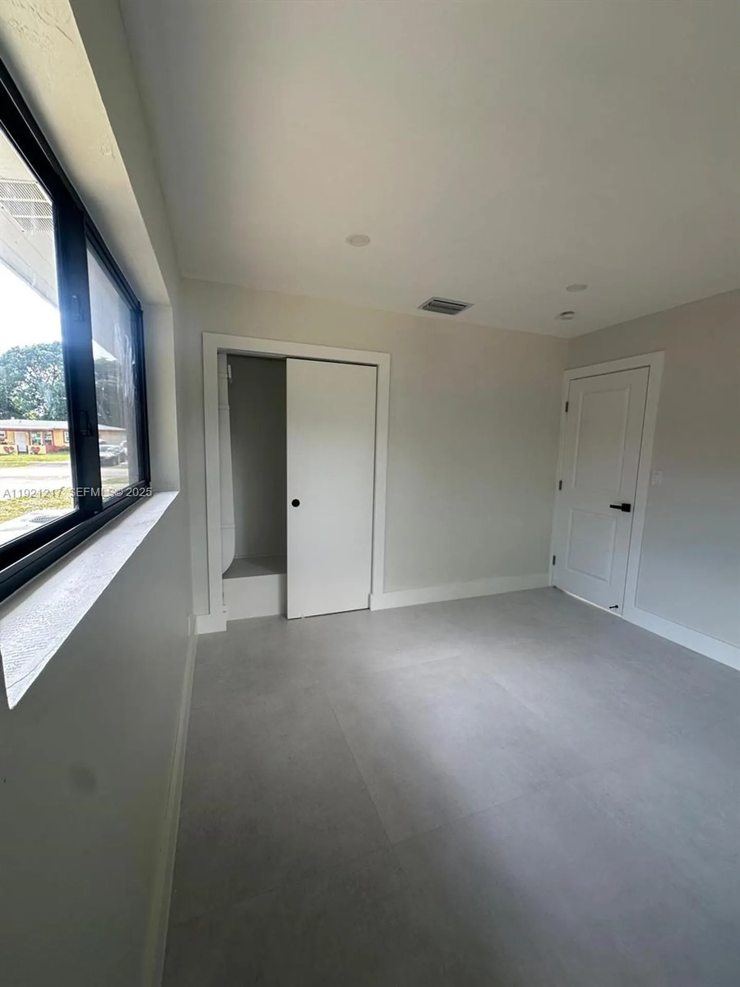 810 Wyoming Avenue Fort Lauderdale FL 33312