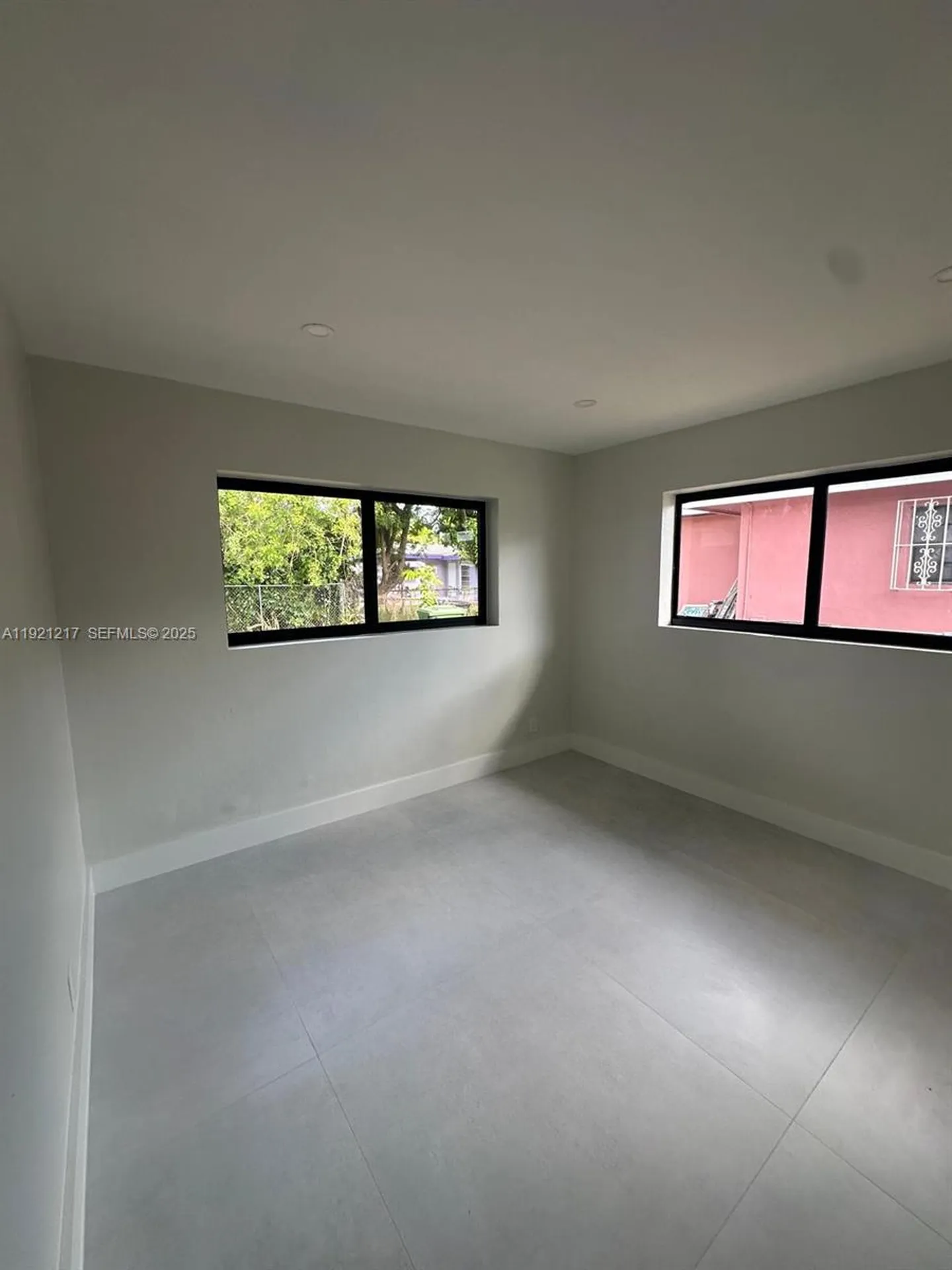 810 Wyoming Avenue Fort Lauderdale FL 33312