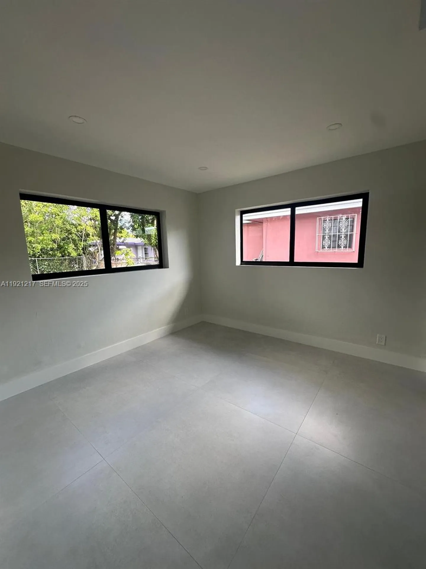 810 Wyoming Avenue Fort Lauderdale FL 33312