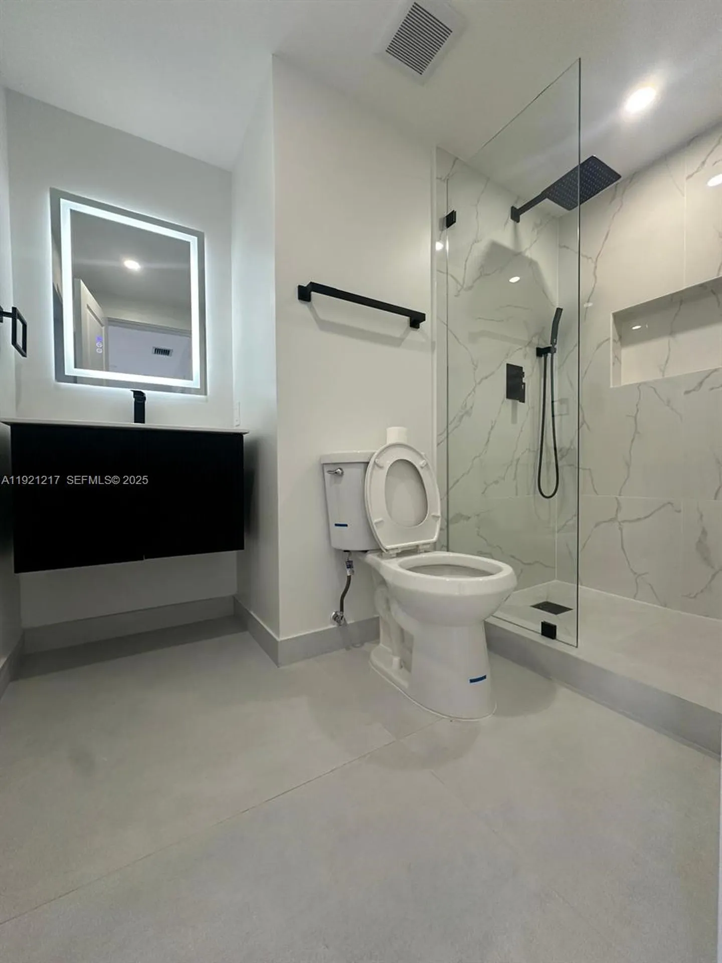 810 Wyoming Avenue Fort Lauderdale FL 33312