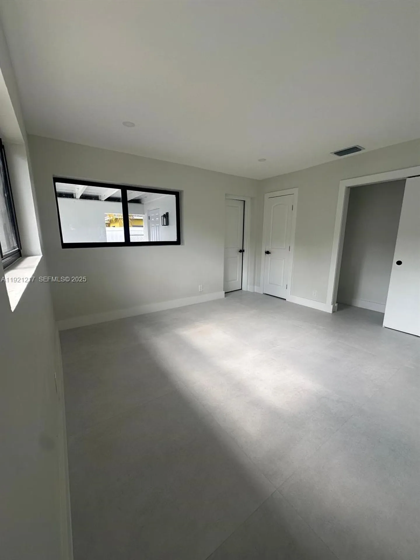 810 Wyoming Avenue Fort Lauderdale FL 33312