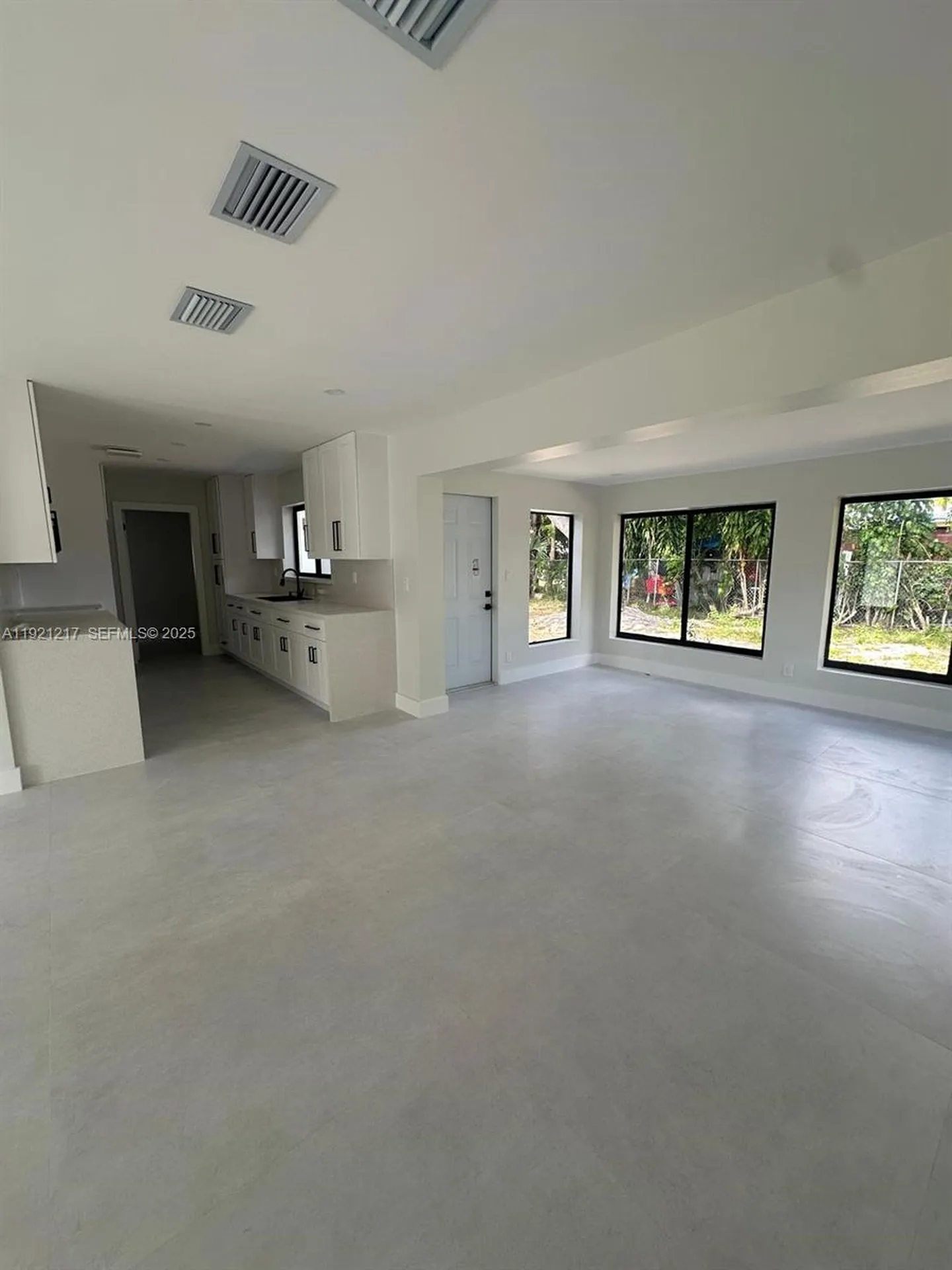 810 Wyoming Avenue Fort Lauderdale FL 33312