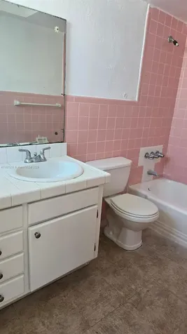 1885 NE 121st Street North Miami FL 33181